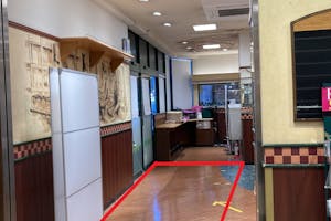 【クイーンズ伊勢丹 小石川店】食物販に適した店内イベントスペース