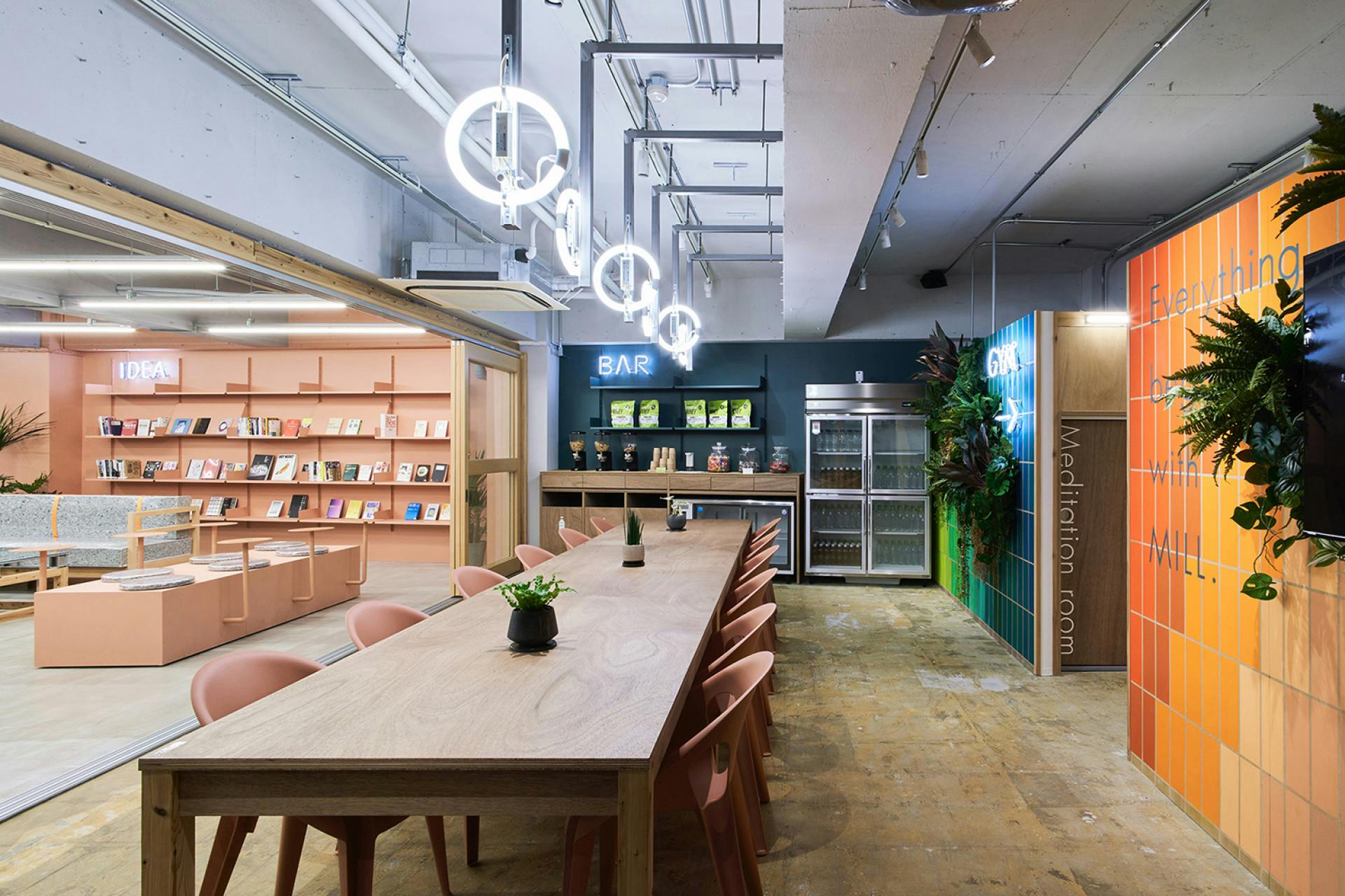 【中洲川端駅1分】スタートアップ向けワークショップやイベントに最適なイベントスペース×コワーキング×パーソナルジムスペース