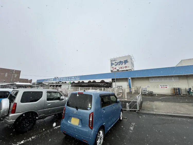 【ミスタートンカチ菰野】販促プロモーションに最適な入口付近スペース