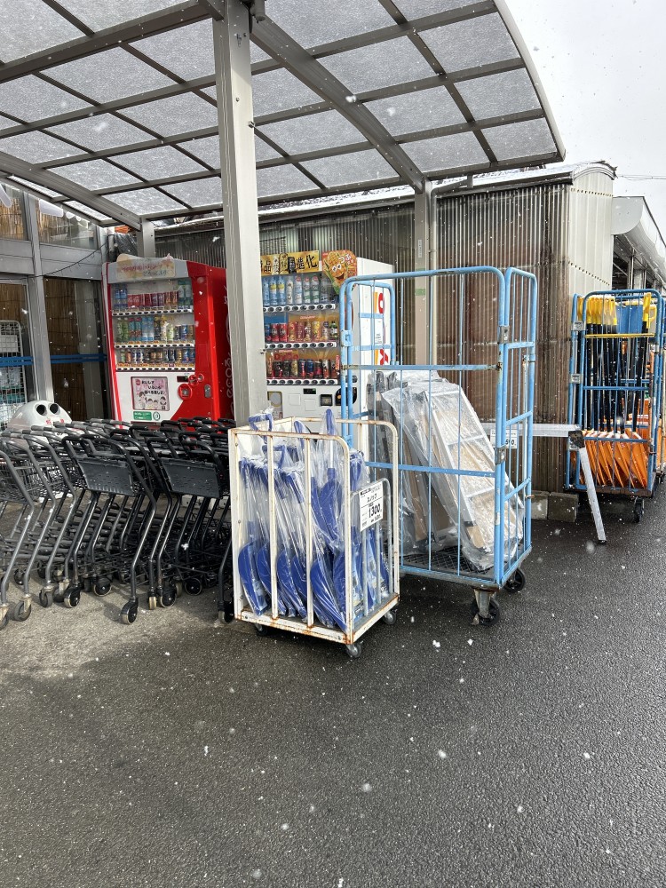 【ミスタートンカチ菰野】販促プロモーションに最適な入口付近スペース