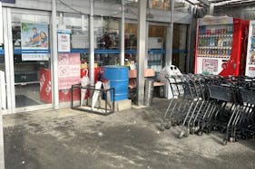 【ミスタートンカチ菰野】販促プロモーションに最適な入口付近スペース