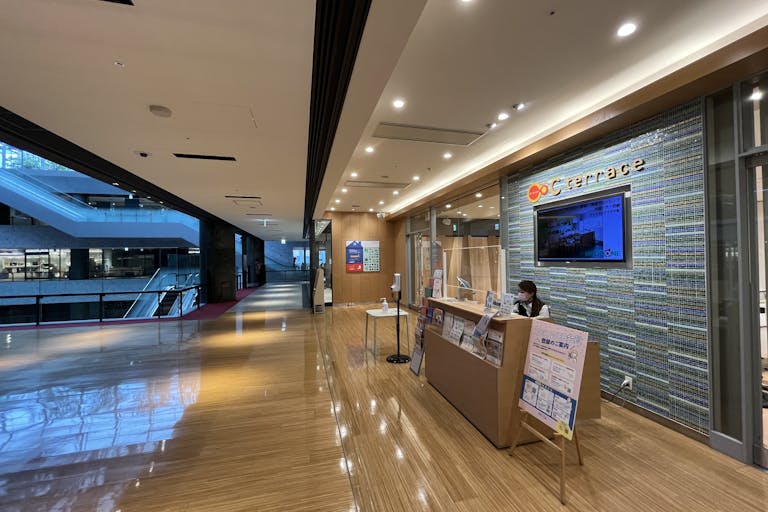 å€èг(ã°ã©ã³ããã³ã倧éªå通ã®å¹ãæãã«é¢ããŠããŸã)