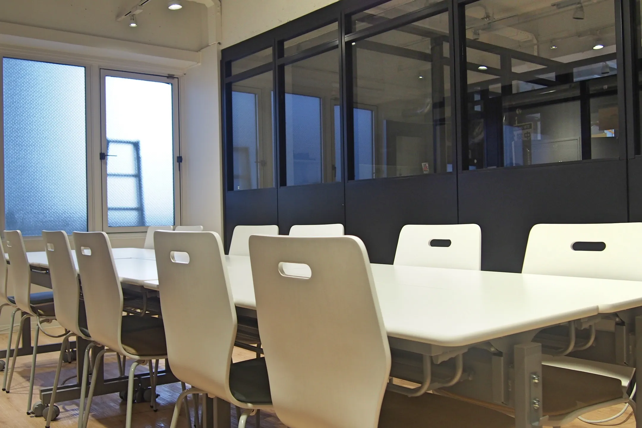 【京王八王子駅1分】ワークショップやミーティング利用に最適なイベントスペース