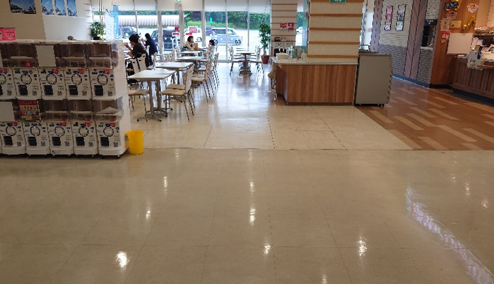 【イオン気仙沼】フードコート前 販促プロモーションや物販に最適なスーパー店内催事イベントスペース