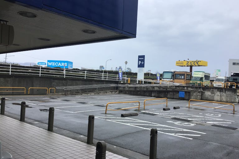 【スーパーセンタートライアル野々市店】キッチンカー(調理営業)出店限定/屋外 Ⓐキッチンカースペース※電源準備中の画像1