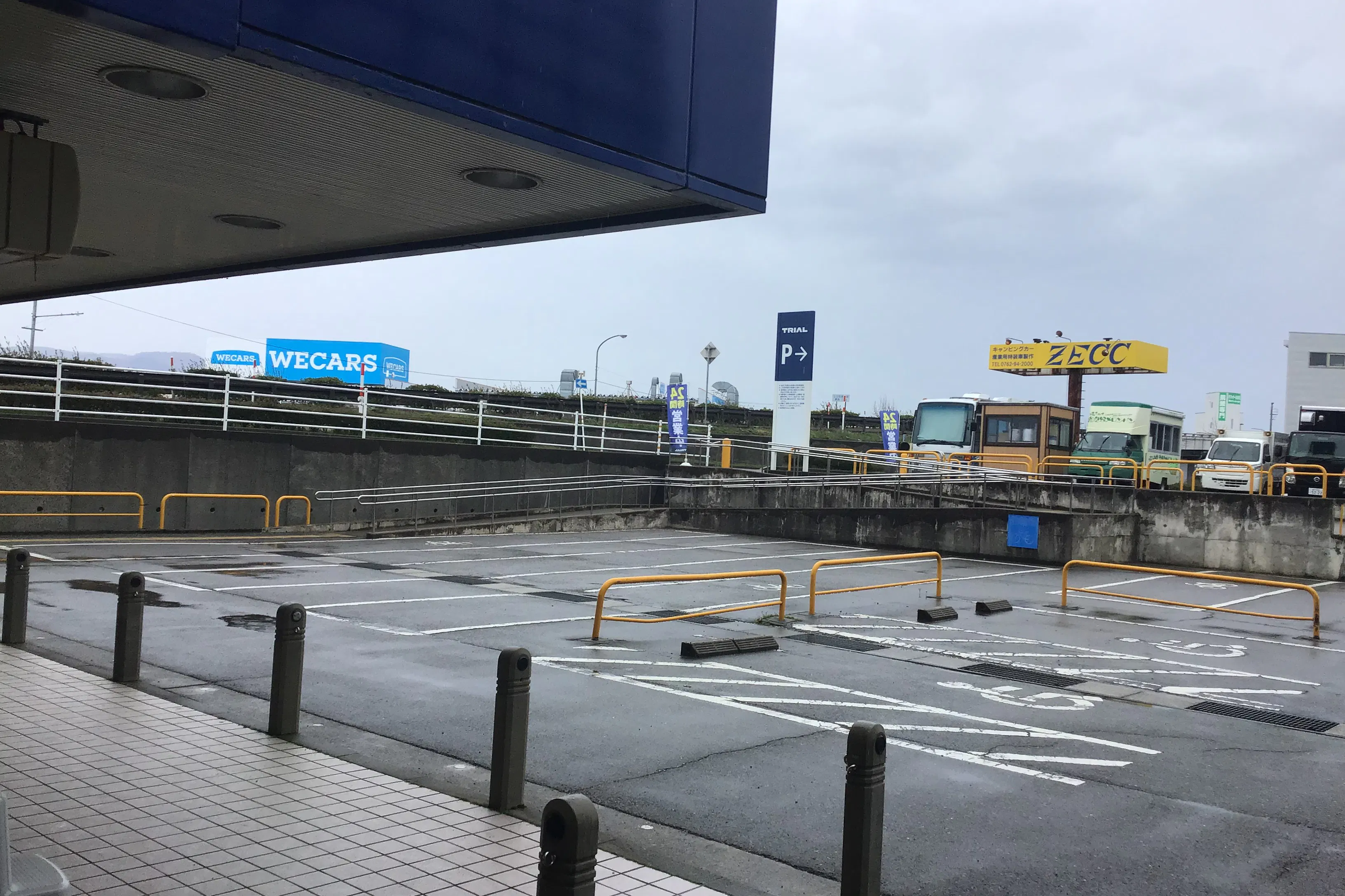 【スーパーセンタートライアル野々市店】キッチンカー(調理営業)出店限定/屋外 Ⓐキッチンカースペース※電源準備中