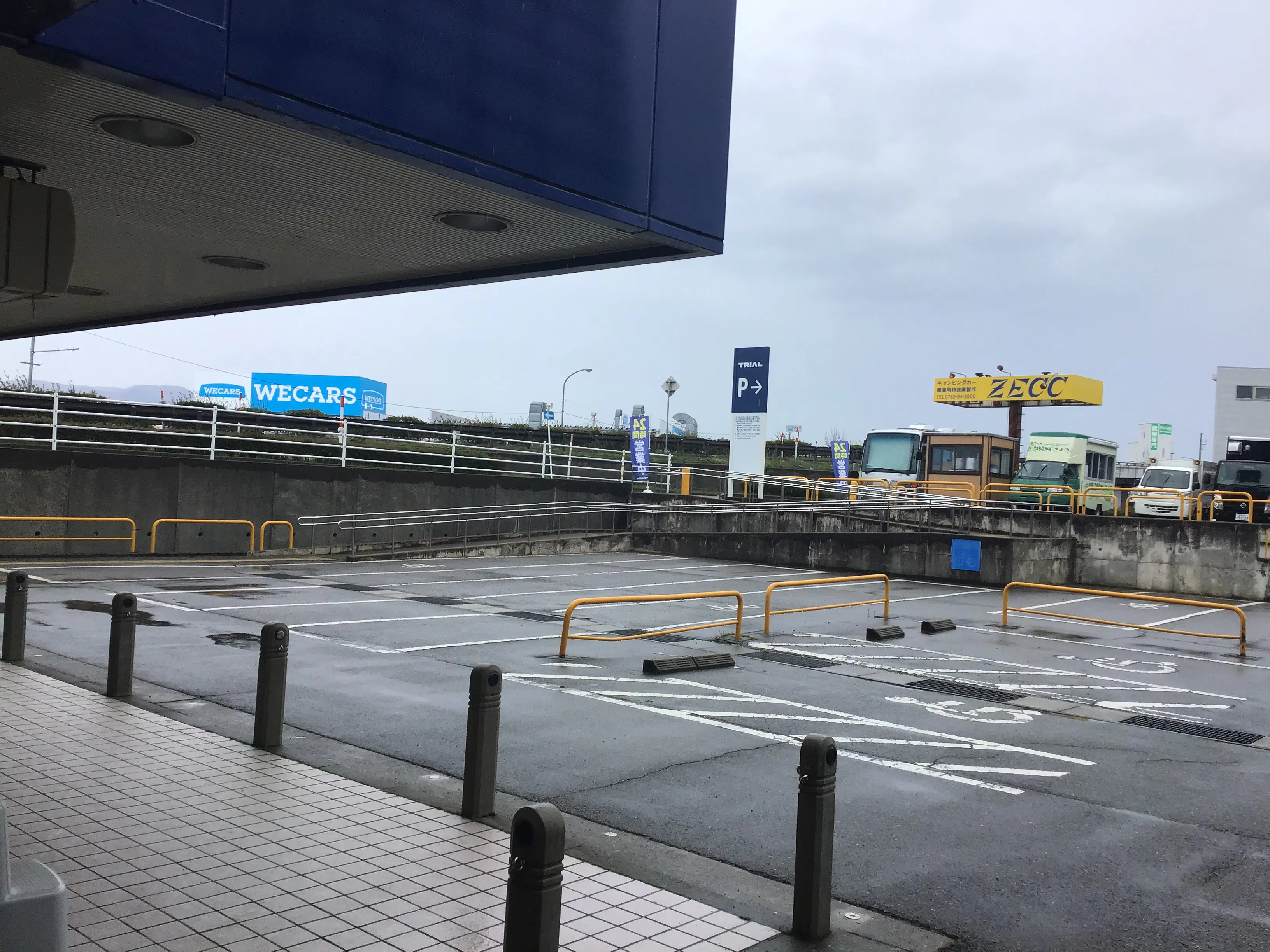 【スーパーセンタートライアル野々市店】キッチンカー(調理営業)出店限定/屋外 Ⓐキッチンカースペース※電源準備中