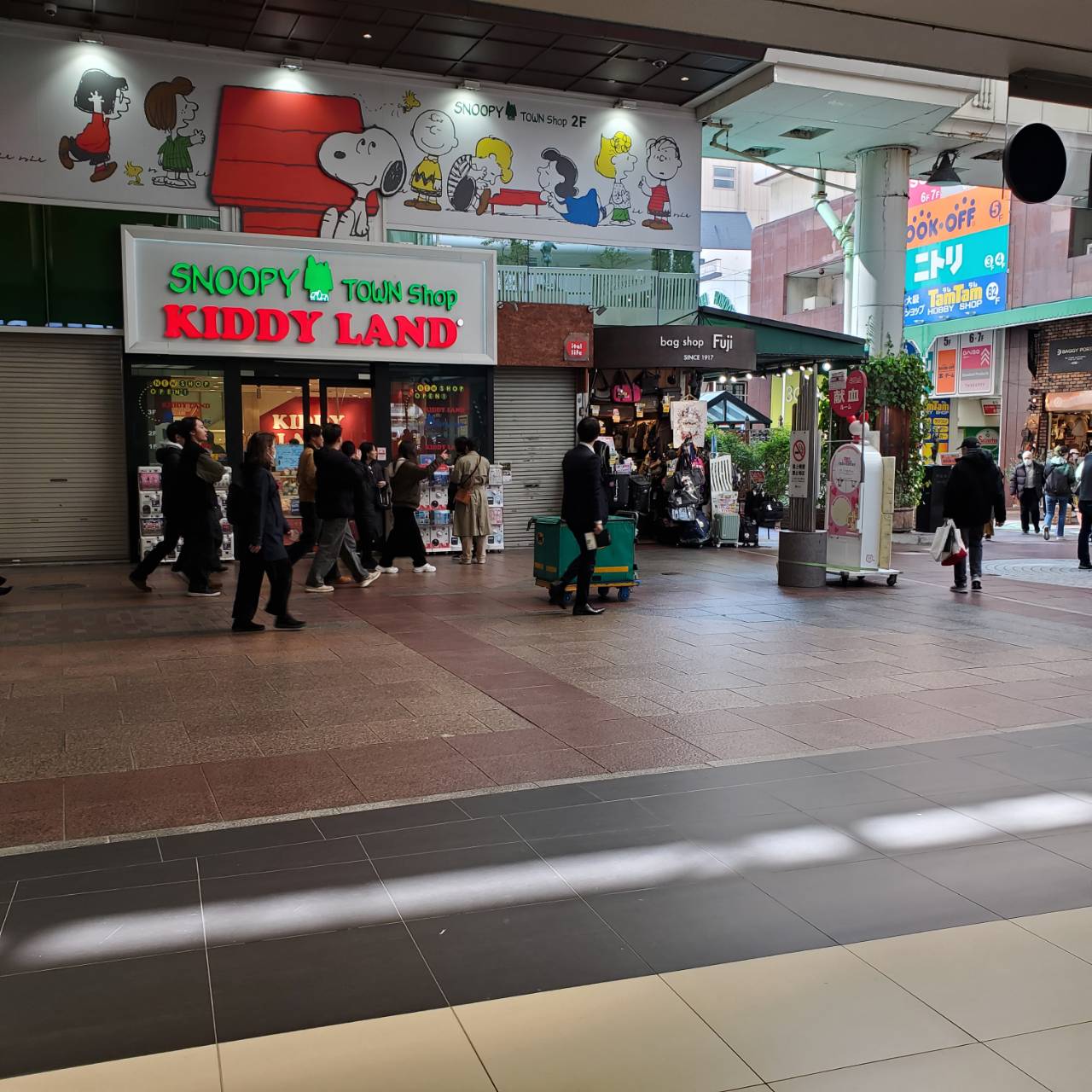 【三宮駅5分】販促イベントや物販に最適な三宮センター街、さんセンタープラザ目の前の路面スペースの画像8