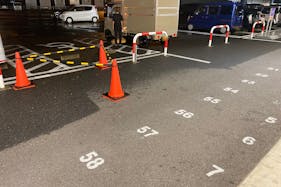 【ダイナム愛知名古屋稲永店ゆったり館】キッチンカー出店やプロモーションイベントに最適なアミューズメント施設のイベントスペース