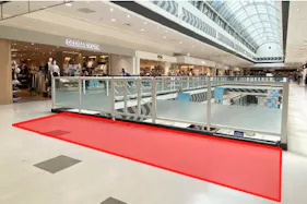 【イオンモール鈴鹿】シネマ前ブリッジ