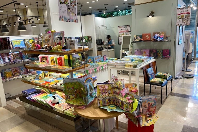 【草加マルイ】1階 カレンダリウムD01【食物販・物販】店内入ってすぐの好立地、什器の貸出も可能の画像4