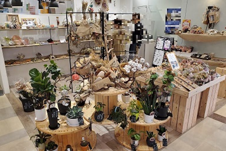 【草加マルイ】1階 カレンダリウムD01【食物販・物販】店内入ってすぐの好立地、什器の貸出も可能の画像5