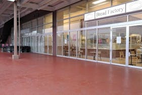 【イオンモール富谷/食品入口前】キッチンカーでの出店に最適な施設1階食料品側入口前にある通行量の多いイベントスペース