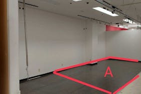 【メガセンタートライアル宇都宮店】販促プロモーションやポップアップストアに適した視認性の高い1階レジアウト付近のイベントスペース(半面貸しA:右側)【買取催事不可】