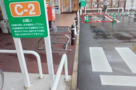 【イオンタウン熱田千年】キッチンカー等の移動販売に最適な施設1階マックスバリュ入口側にある屋外スペース