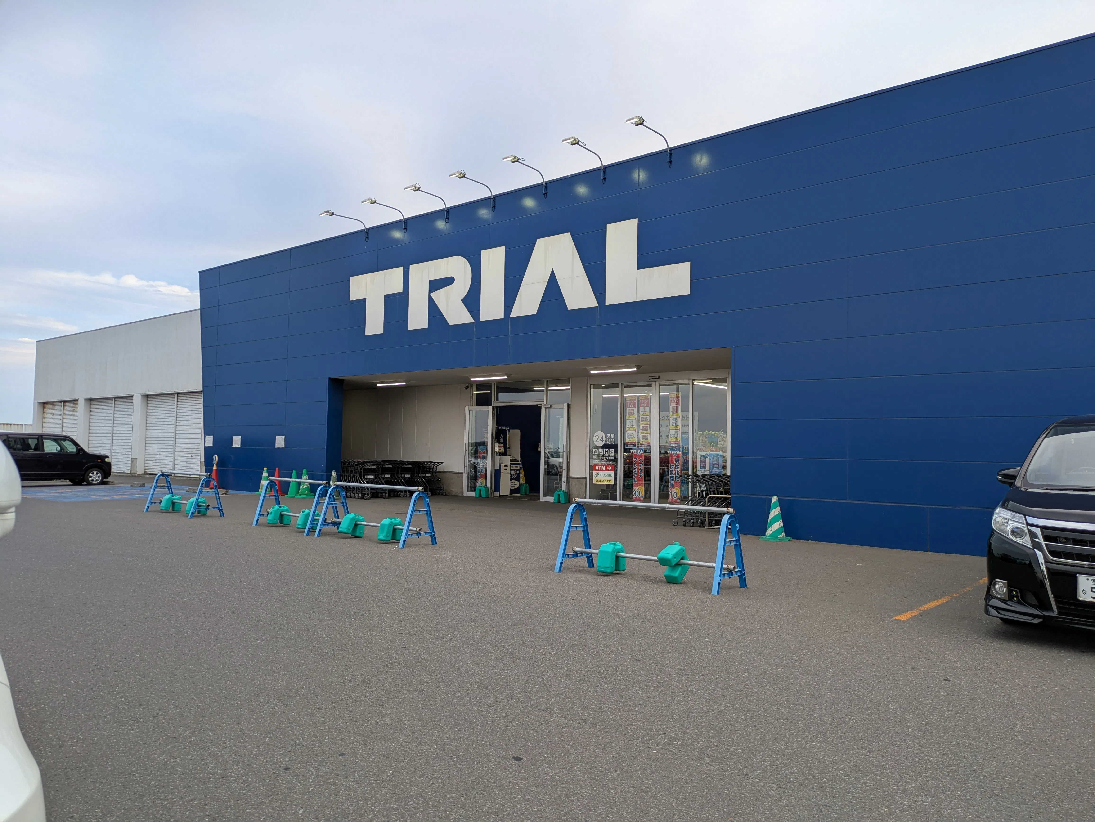 【スーパーセンタートライアル登別栄町店】キッチンカー(調理営業)出店限定/屋外スペース