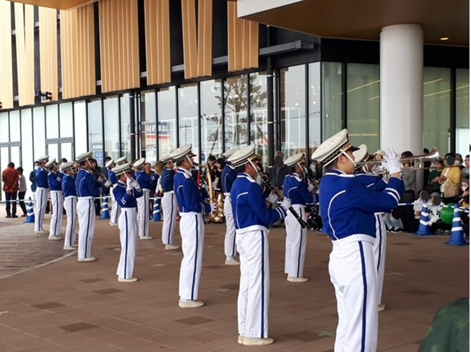 【イオンモール新小松】大庇下/駐車場
