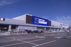 【サンデー仙台卸町店】【5/1よりご予約可能!】メイン入口入ってすぐ! 食物販やプロモーション等の出店に最適なホームセンター店内のイベントスペース