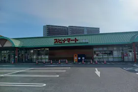 【スピナマート穴生店】イートインコーナー前 販促プロモーションや物販に最適なスーパー店内催事イベントスペース