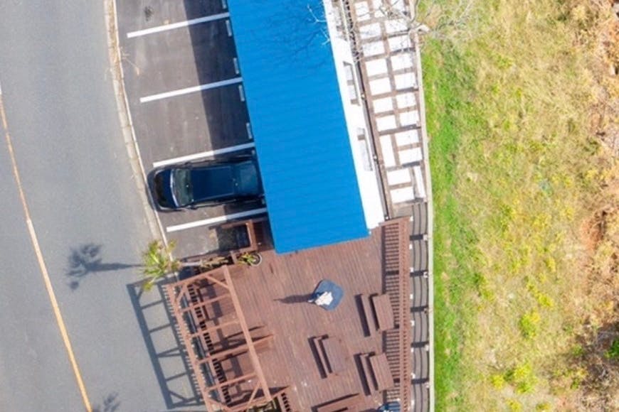 【福岡県糸島】キッチンカーでのイベントに最適な糸島の海を一望できるレストランの駐車場を利用したイベントスペース