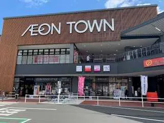 【イオンタウン川西】ポップアップストアやプロモーションに適した施設中央入り口付近のイベントスペース