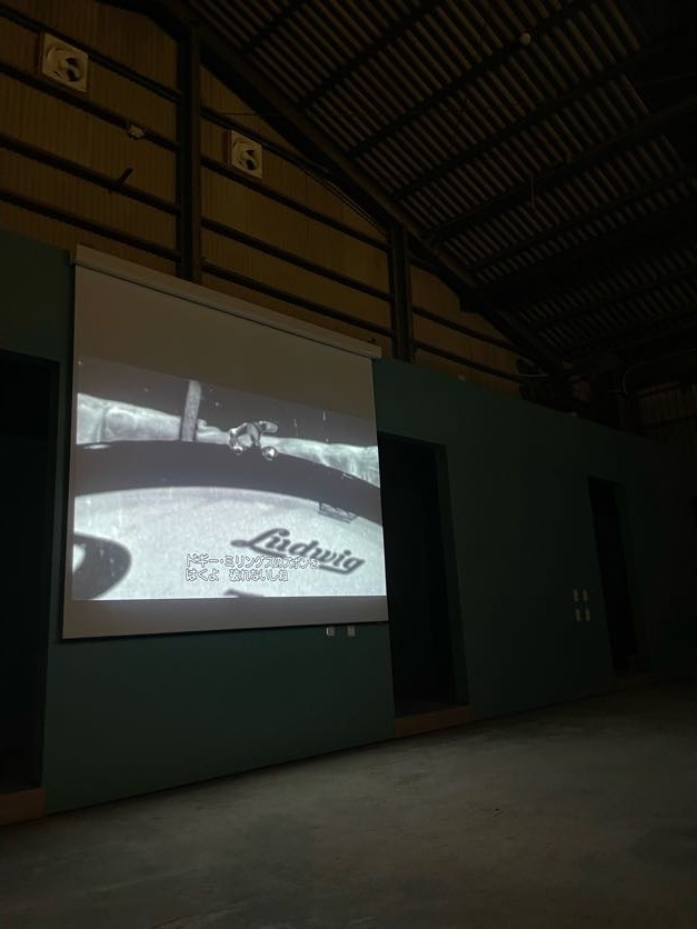 【cafe&bar526】プロジェクター