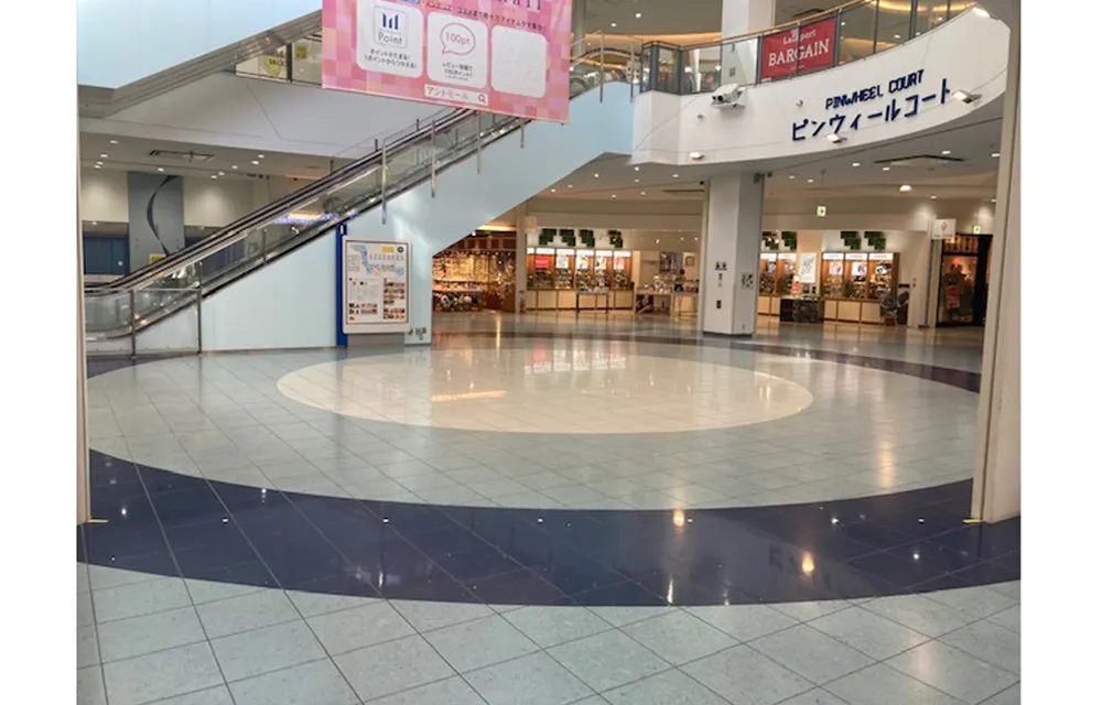 【ららぽーと甲子園】1階 ピンウィールコート