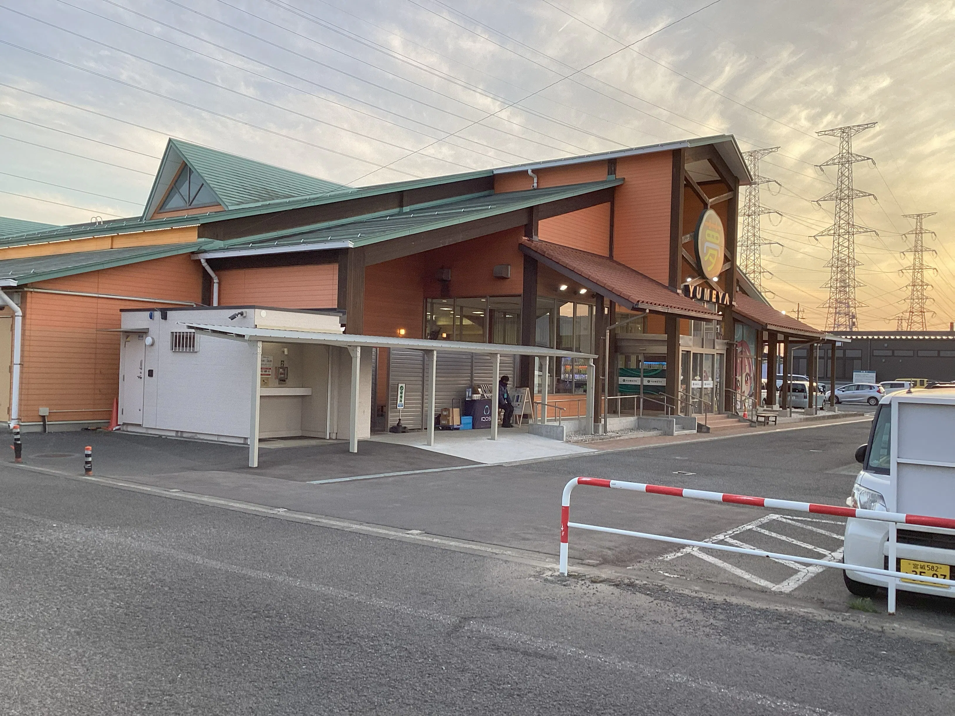 【夢屋多賀城店】キッチンカーやプロモーション等に最適なアミューズメント施設のイベントスペース