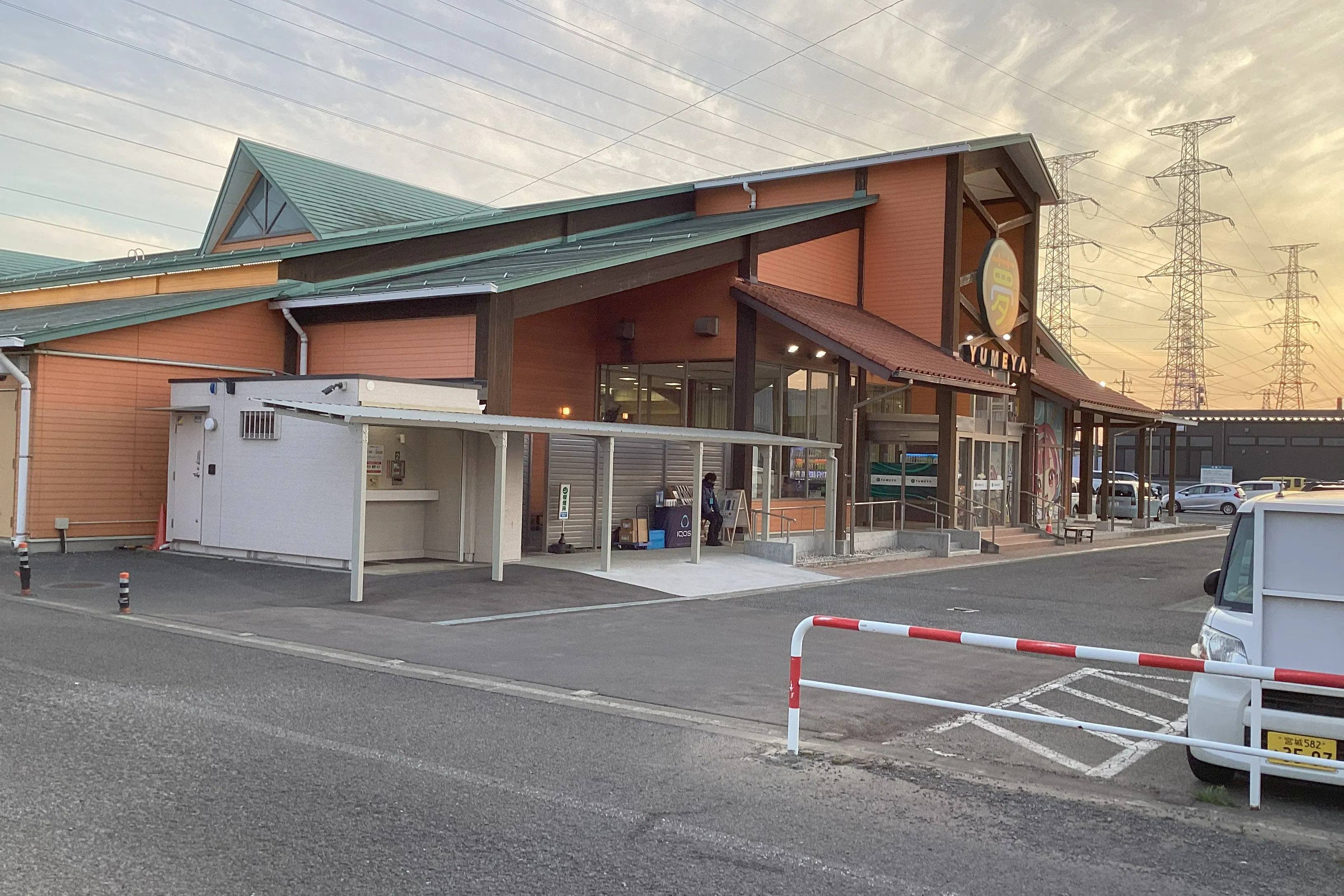 【夢屋多賀城店】キッチンカーやプロモーション等に最適なアミューズメント施設のイベントスペース