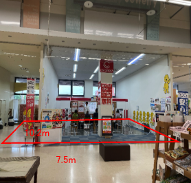 【イオンスーパーセンター五城目】食品レジ前催事スペースA 販促プロモーションや物販に最適なスーパー店内催事イベントスペース