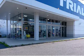 【スーパーセンタートライアル琴浦店】キッチンカー出店限定/屋外 Ⓐキッチンカースペース※電源なし
