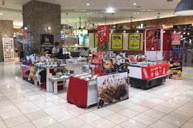 【マルイファミリー溝口】2階 カレンダリウムF02【食物販・物販】店内入ってすぐ、来客数も多く物産展や集合イベントに最適