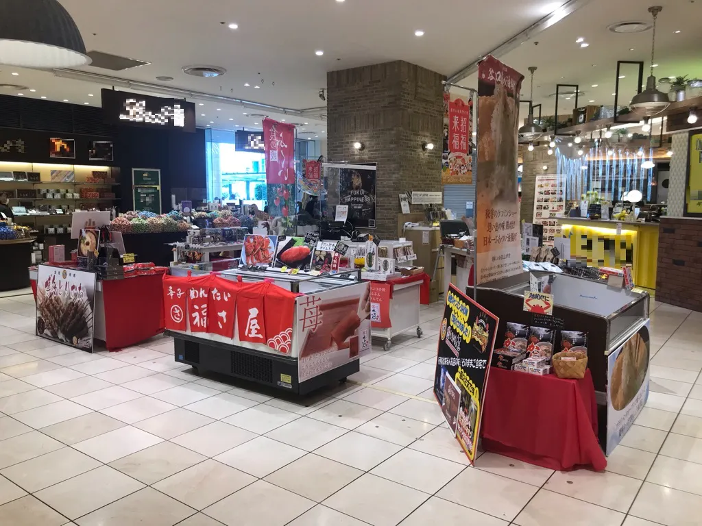 【マルイファミリー溝口】2階 カレンダリウムF02【食物販・物販】店内入ってすぐ、来客数も多く物産展や集合イベントに最適