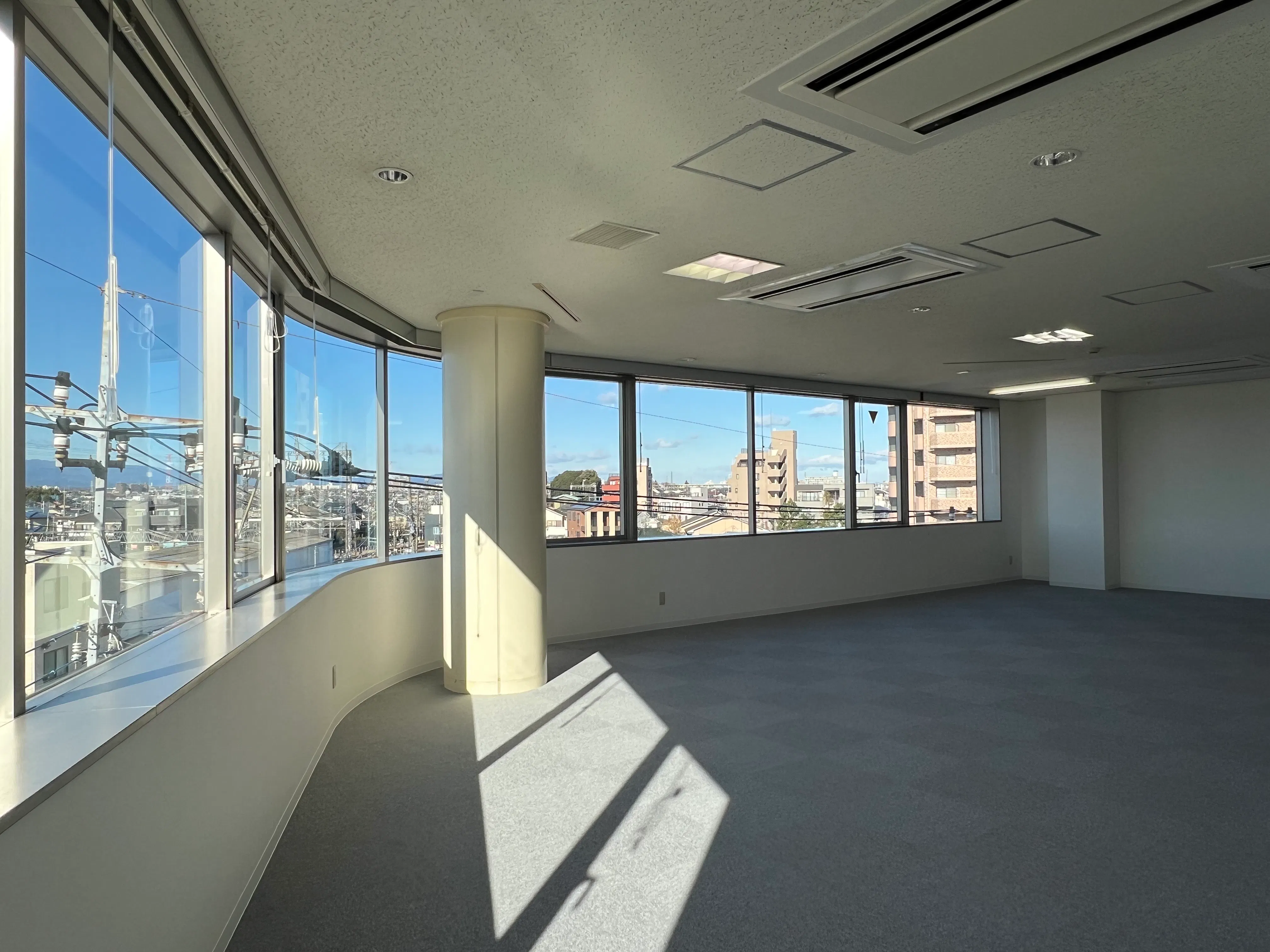 【西所沢駅1分】駅目の前・自然光が入る75㎡のイベントスペース