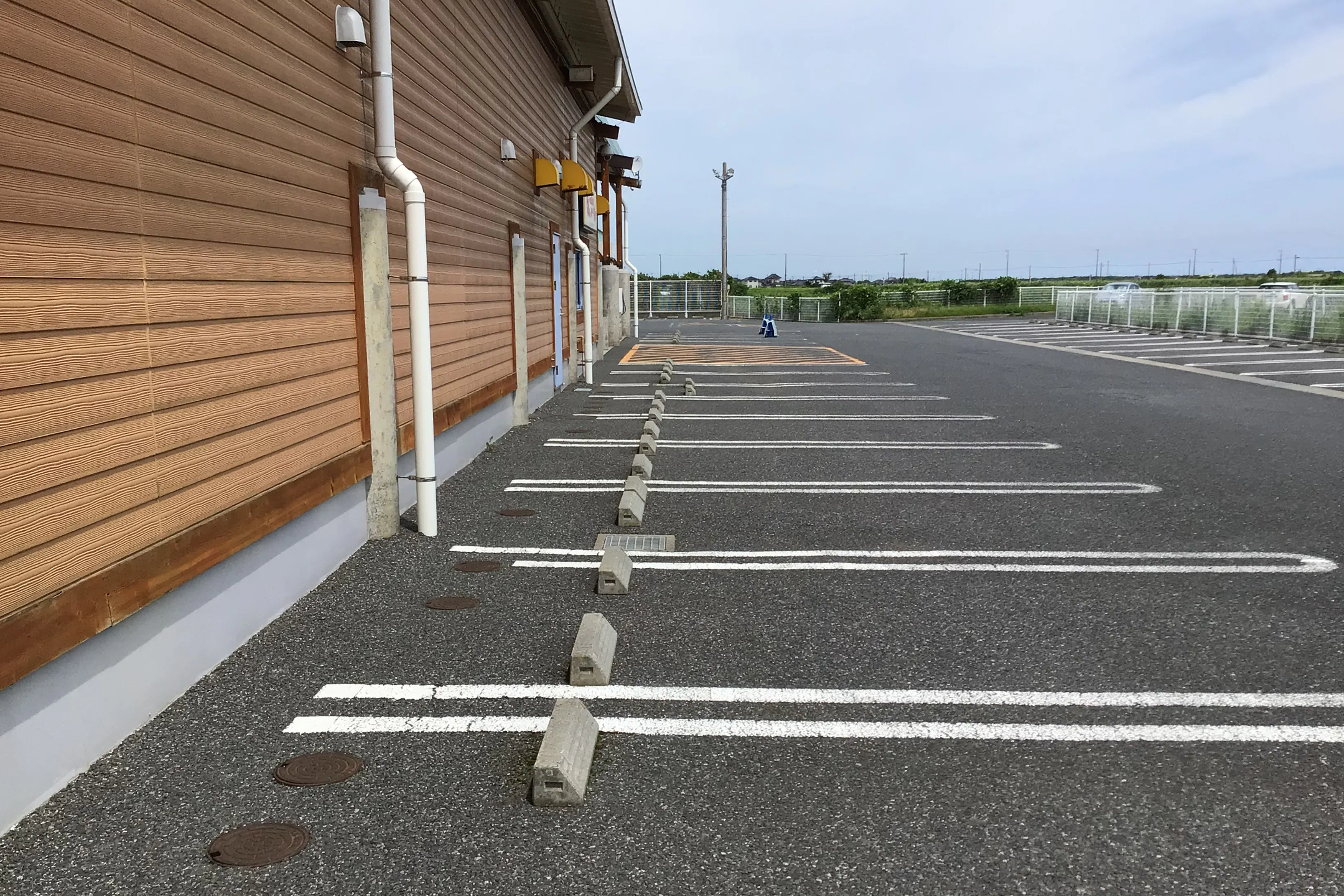 【ダイナム千葉銚子店】キッチンカー出店やプロモーションイベントに最適なアミューズメント施設のイベントスペース②