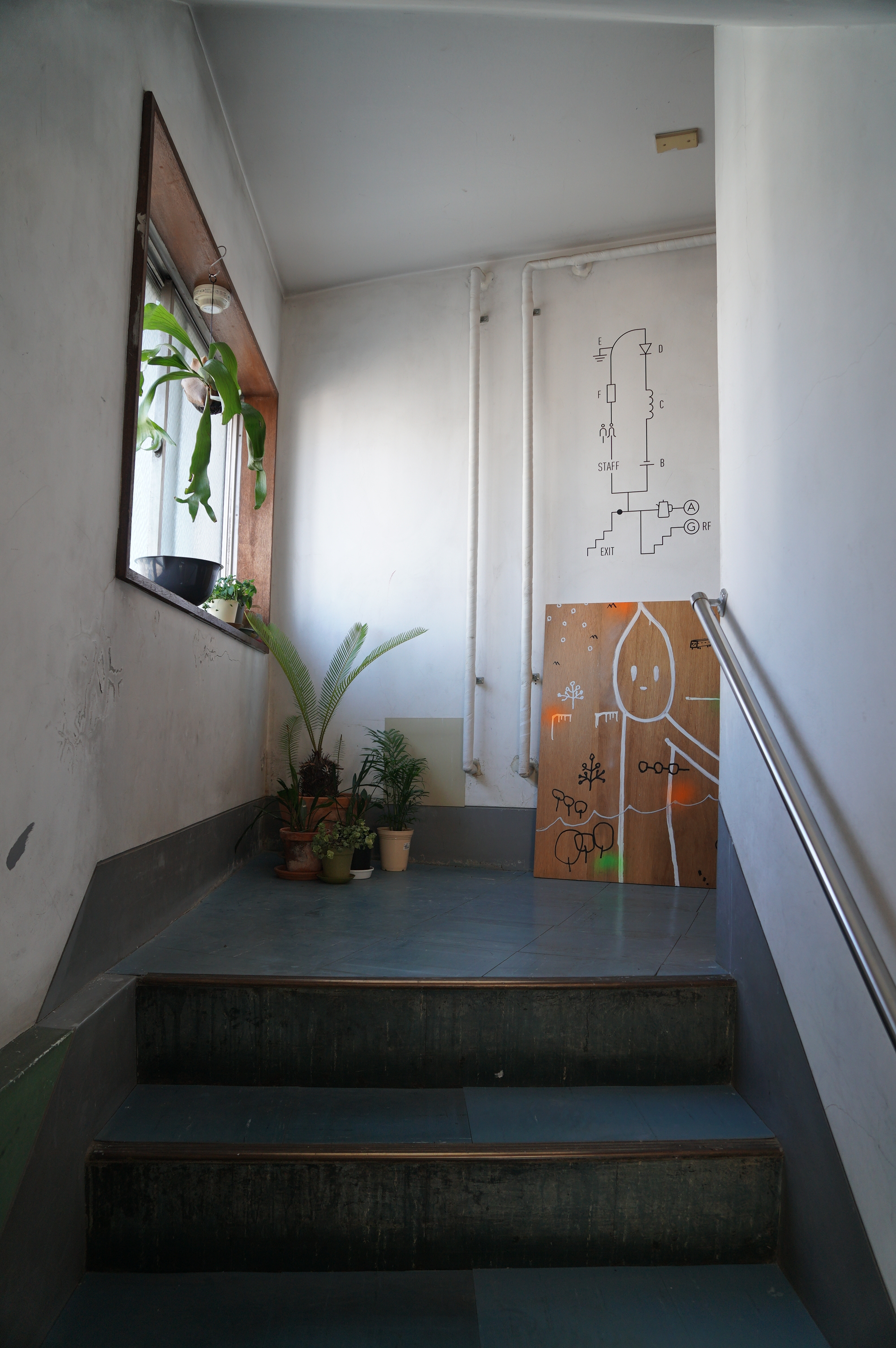 【南太田駅6分】ロケや撮影会等の撮影用途、展示会やワークショップに最適な4種の内装のコンセプトスタジオ