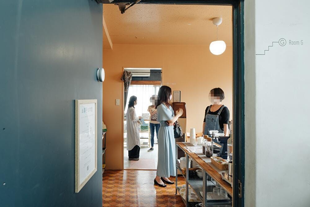 【南太田駅6分】ロケや撮影会等の撮影用途、展示会やワークショップに最適な4種の内装のコンセプトスタジオ