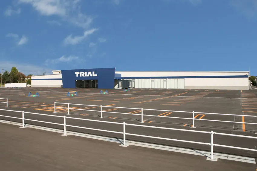 【スーパーセンタートライアル十和田店】キッチンカー(調理営業)出店限定/屋外スペース