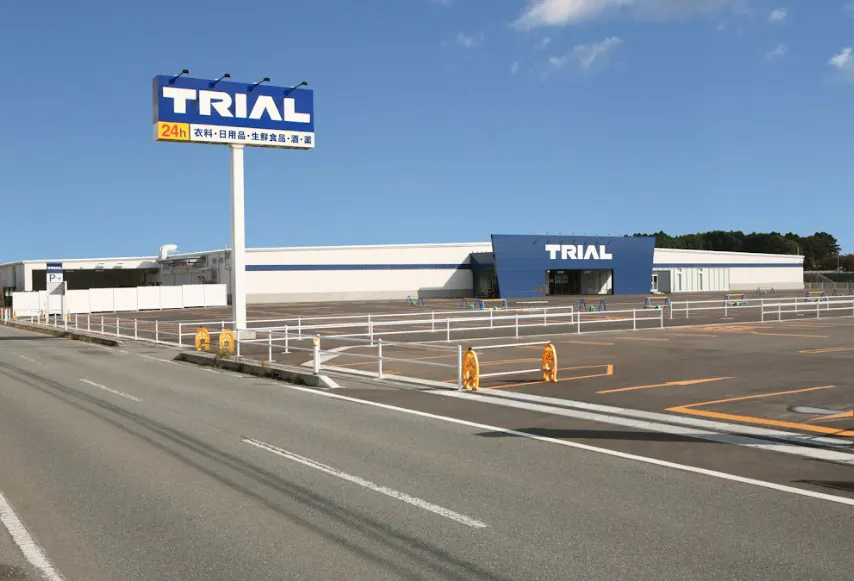 【スーパーセンタートライアル十和田店】キッチンカー(調理営業)出店限定/屋外スペース