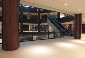 【イオンモール多摩平の森】2F 無印良品前