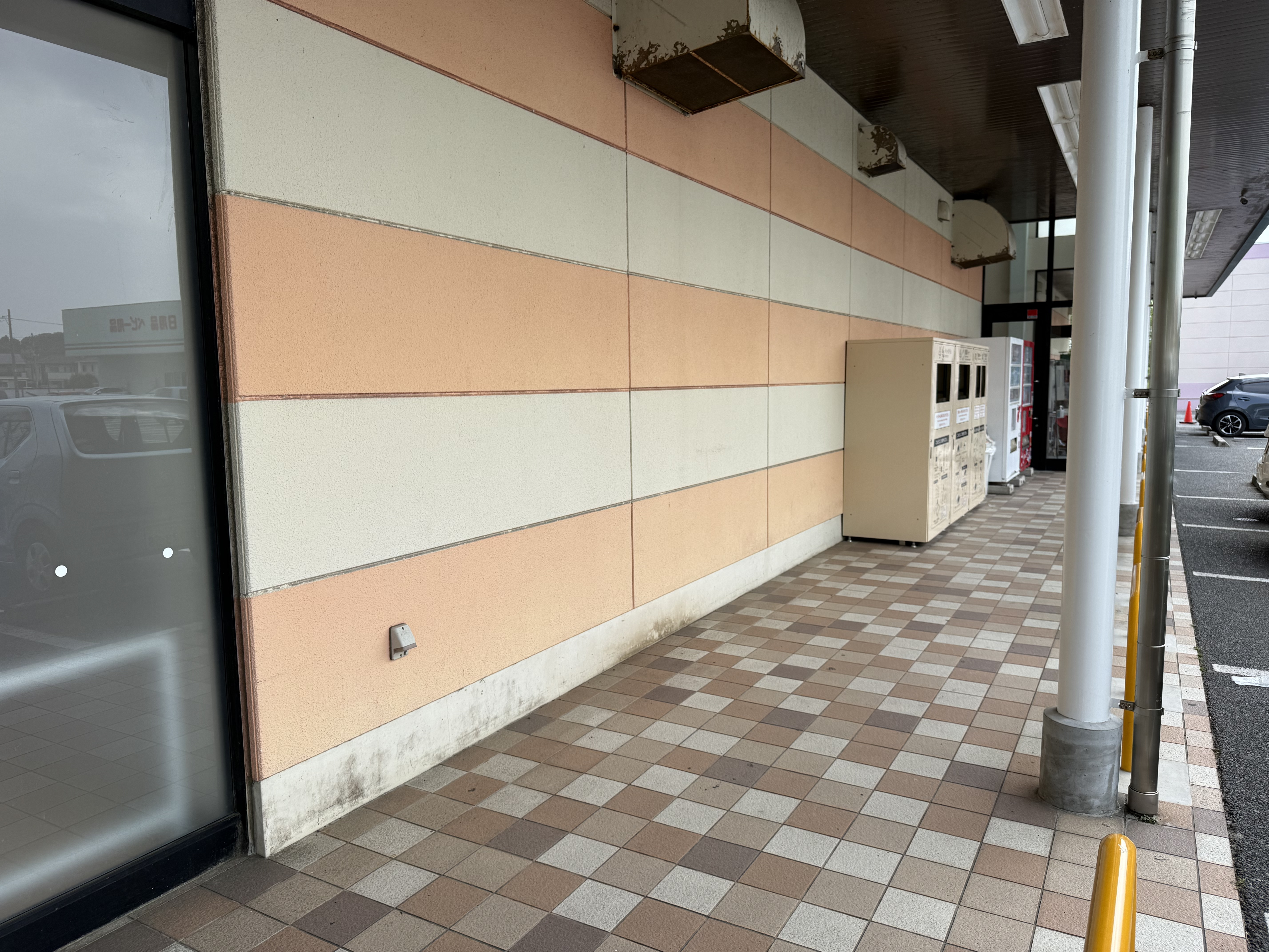 【ゆめマート 東萩】屋外軒先　キッチンカーや物販・販促プロモーションにおすすめな催事イベントスペース