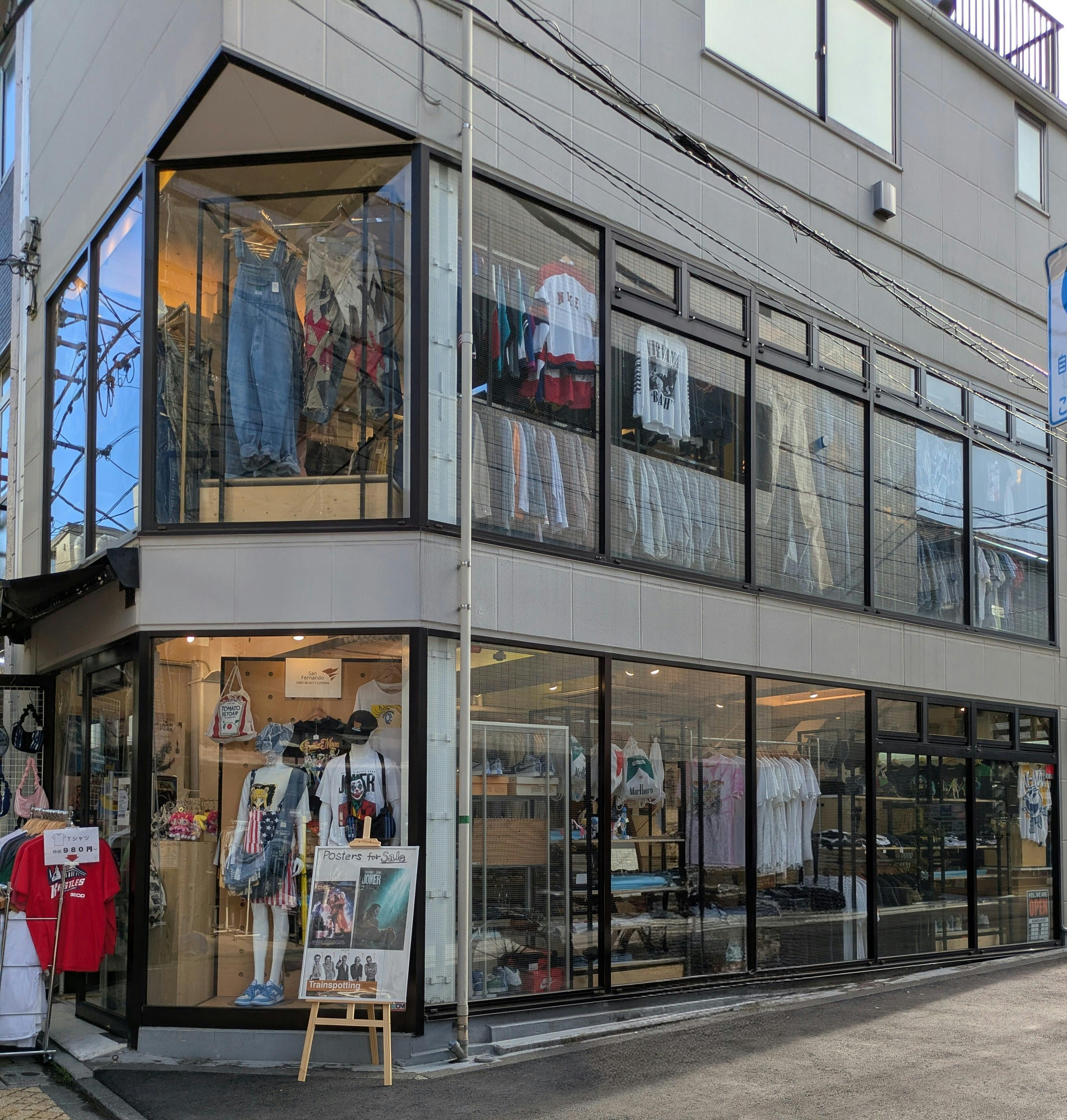 【高円寺駅8分】委託販売に最適なアパレルショップの販売棚を利用したレンタルスペース(7)