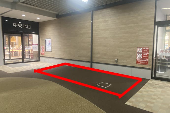 【イオンタウン旭】プロモーションイベントや各種物販に適した地域密着型のショッピングモール1F中央北出入口前の屋外イベントスペース①