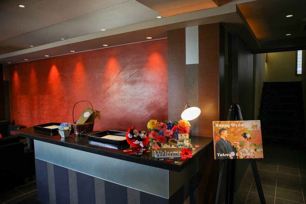 【東山駅5分】展示会や受注販売会を中心とした商用利用からセミナーや招待制パーティーまで多用途利用が可能な、観光客が多く行き交う道路に面した和邸宅イベントスペース