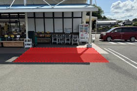 【ゆめマート 稲築】屋外(屋根なし) キッチンカーや販促プロモーションにおすすめな催事イベントスペース