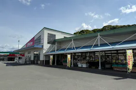 【ゆめマート 稲築】屋外(屋根なし) キッチンカーや販促プロモーションにおすすめな催事イベントスペース