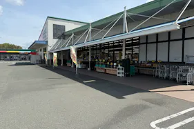 【ゆめマート 稲築】屋外(屋根なし) キッチンカーや販促プロモーションにおすすめな催事イベントスペース