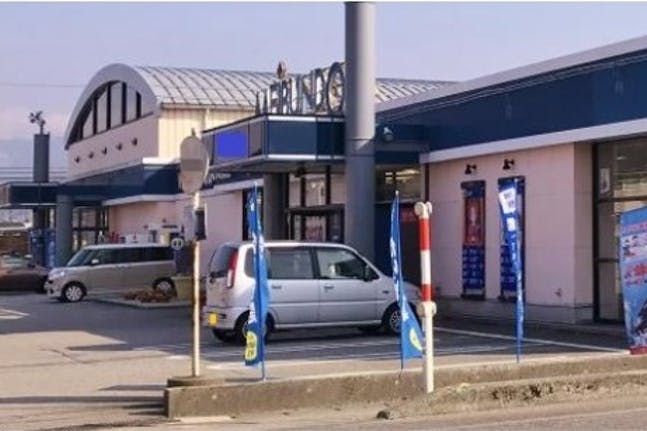 【TSUTAYA明文堂黒部店】キッチンカーや物販に適した入口横のスペース