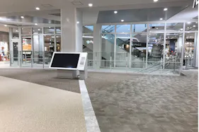 【イオンモール座間】3階南側階段横