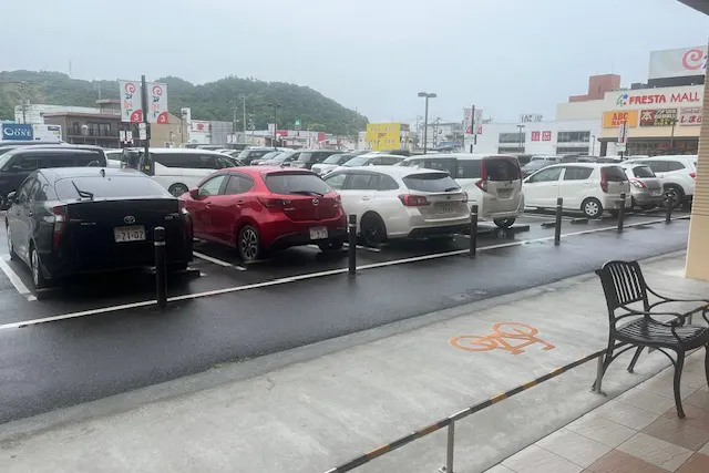 【フレスタモール カジル岩国】キッチンカー、プロモーションに利用可能な軒下スペース